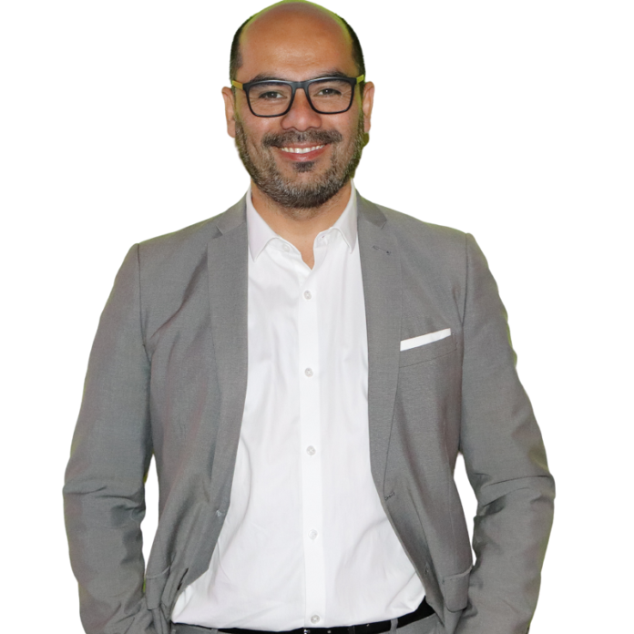 RICARDO SANZANA OTEIZA