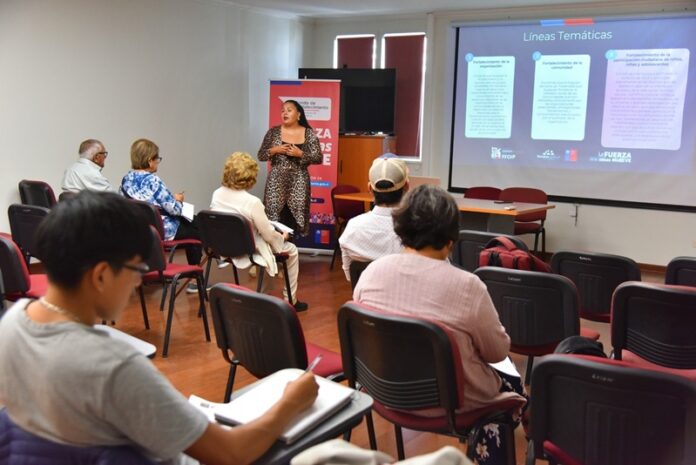 2403 Tienes dudas sobre cómo postular al Fondo de Fortalecimiento