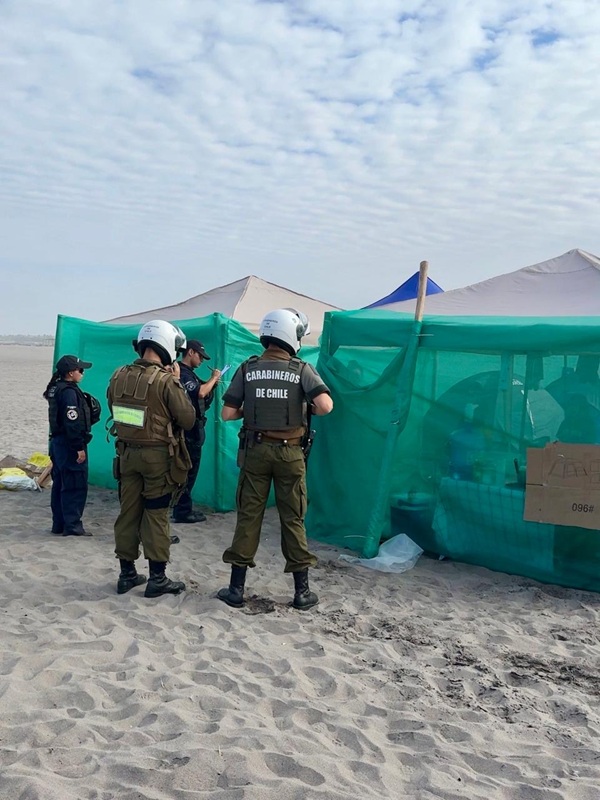 1202 Realizan operativo para resguardar correcto uso del espacio público costero_2
