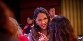 Transición de PRODEMU: Gobierno busca asegurar continuidad de programas y apoyos a las mujeres